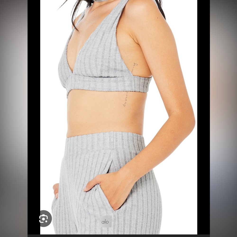 ALO Yoga Gray Ribbed Pants & Bra Set